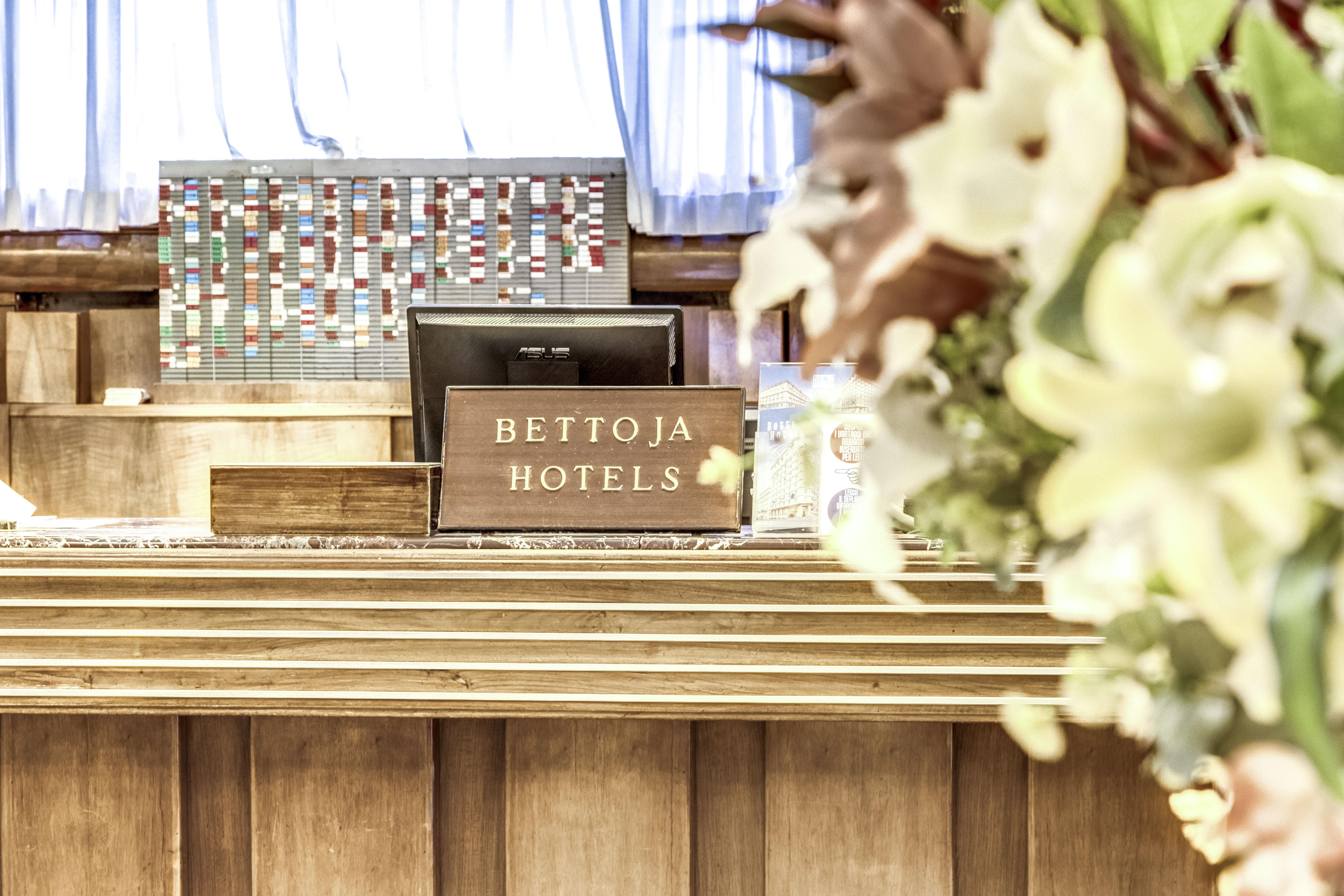 Bettoja Hotel Mediterraneo Roma Esterno foto