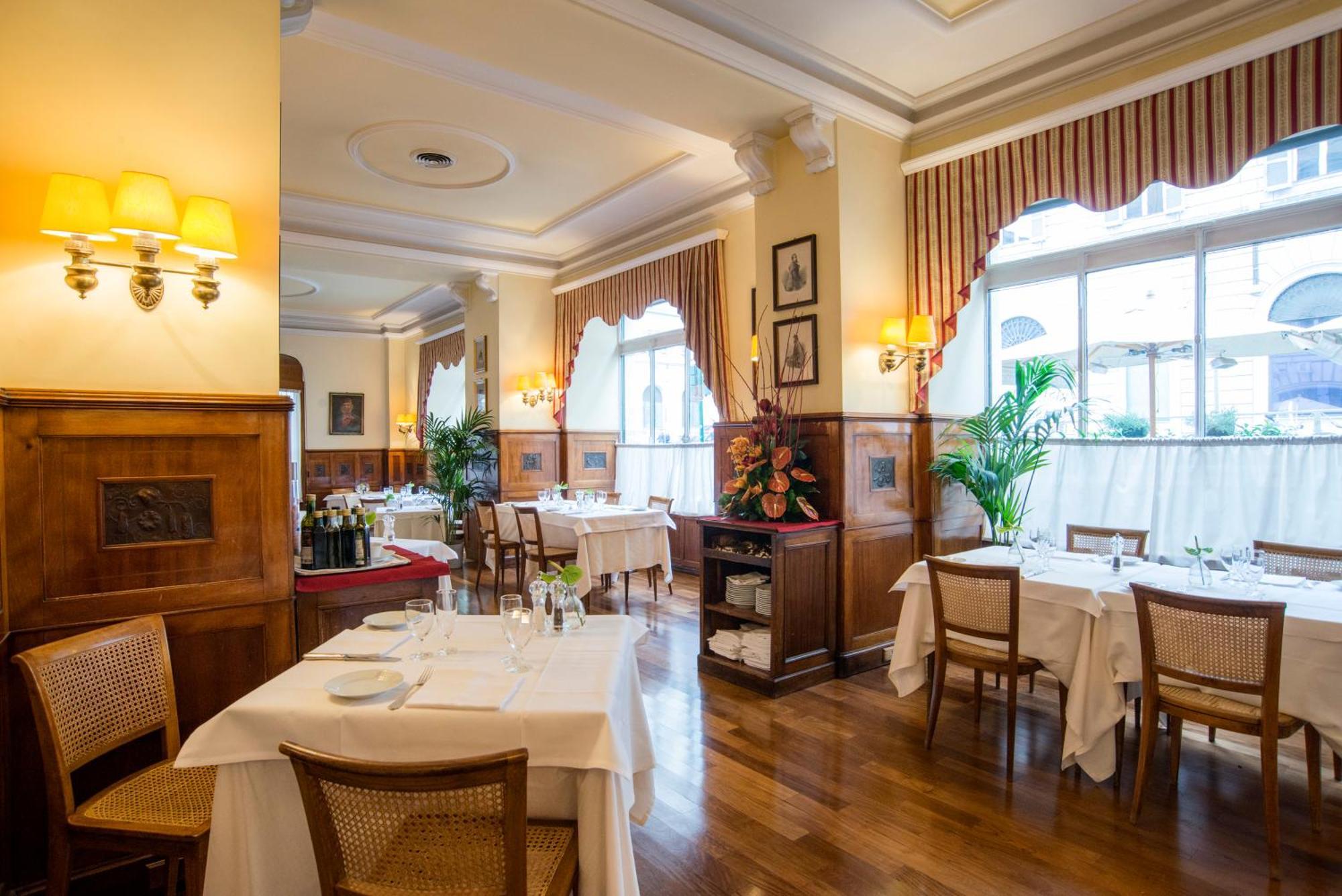 Bettoja Hotel Mediterraneo Roma Esterno foto
